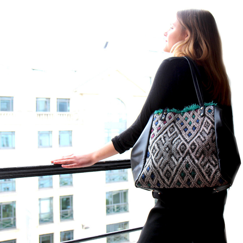 Cabas Kilim recyclé et cuir porté épaule