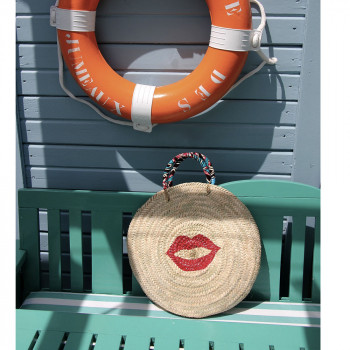 panier osier rond plage peint kiss rouge maud fourier