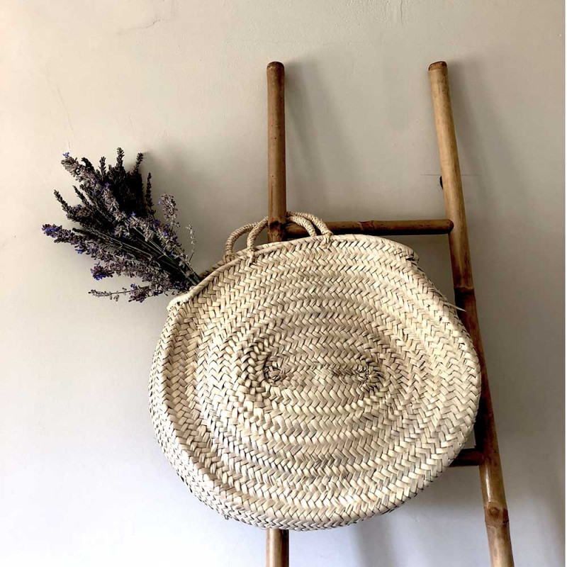 oval beach straw basket in provence