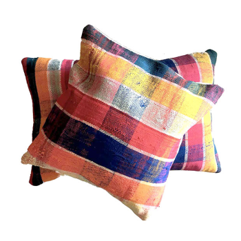 Multicolor berber cushion