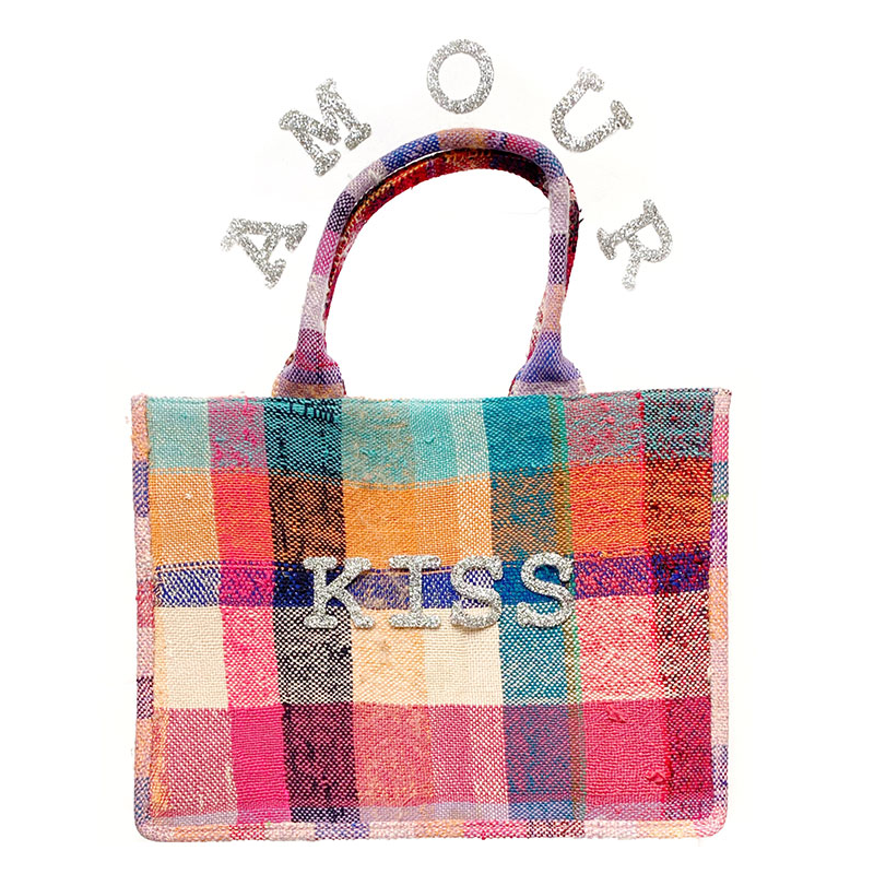 upcycled kiss shopping bag by maud fourier