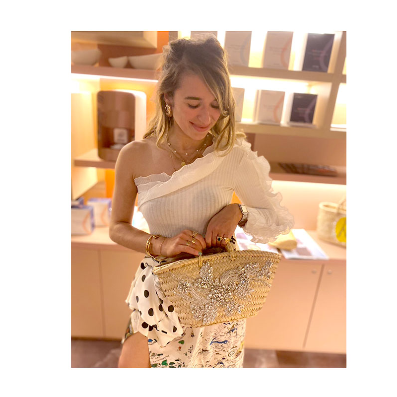 Small straw evening bag for weddings, ceremonies and chic summer occasions