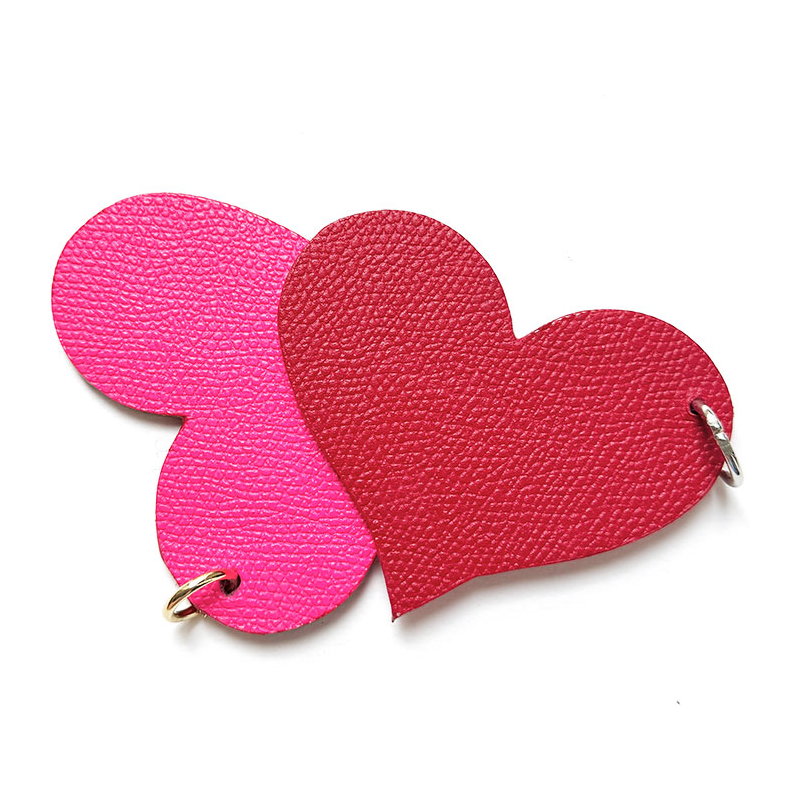 porte clé coeur double face, cuir upcyclé, fabrication paris