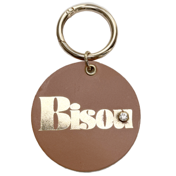 Marquage “bisou” doré sur cuir camel upcyclé