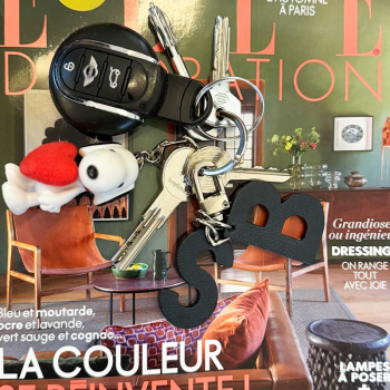 Porte-clé bijou de sac en cuir upcyclé Made in France, finition premium