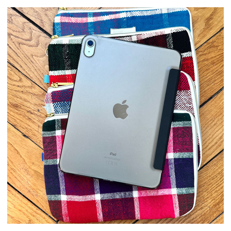 Housse tablette iPad zip en tissu vintage upcyclé fait main
