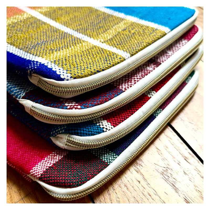 details Handmade iPad 9.7–11" sleeve, upcycled Berber fabric, unique piece