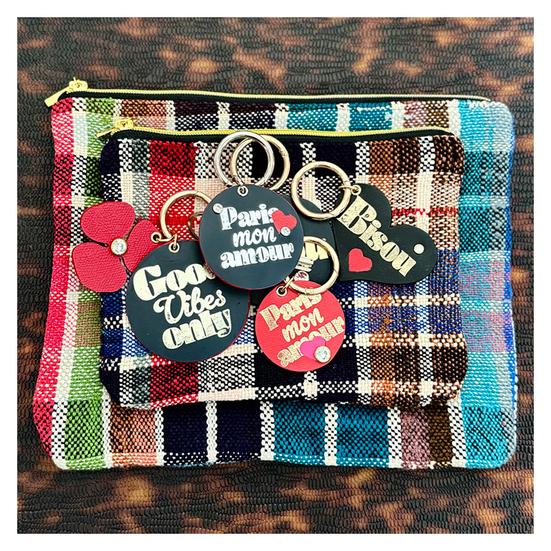 trousse a maquillage artisanale, tissu upcyclé, initiales strass, maud fourier