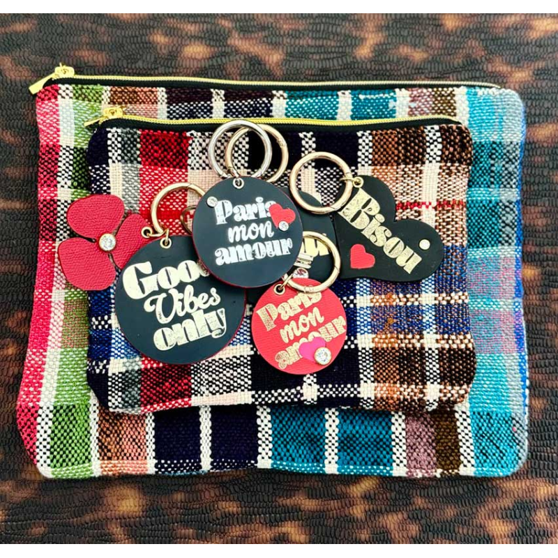 porte clés paris mon amour cuir upcyclé noir marquage argent