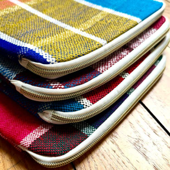 details Handmade iPad 9.7–11" sleeve, upcycled Berber fabric, unique piece