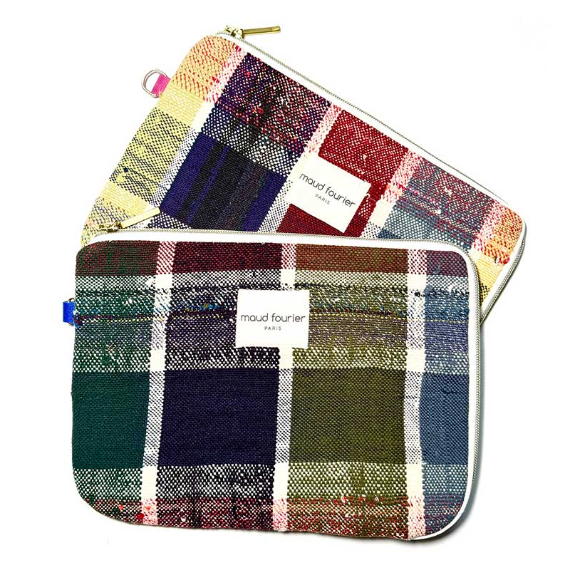 Housse iPad avec fermeture zippée en L et anneau D latéral