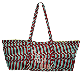 sac tapis de yoga wax rouge porté épaule made in france