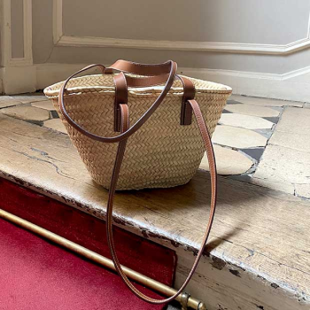 Chic natural straw basket for city days and summer escapes